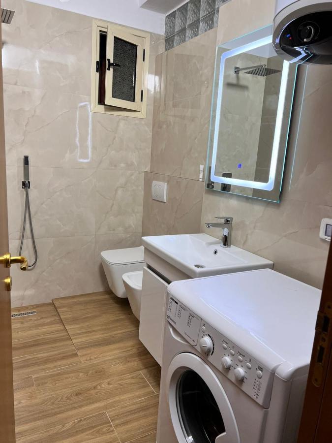 Potami Apartment - 50 Mt From The Beach Himare Luaran gambar